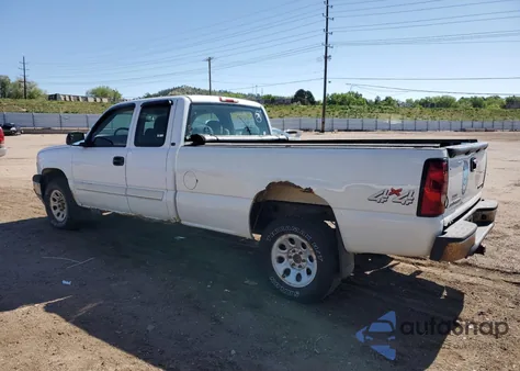 2005 Chevrolet Silverado K1500 from USA, damaged, VIN 1GCEK19T75E100092